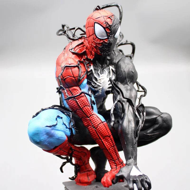 Figurine de Collection Spider-Man et Symbiote
